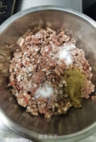 羊肉馅饼的做法步骤：3