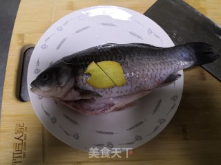 鲫鱼豆腐汤的做法步骤：1