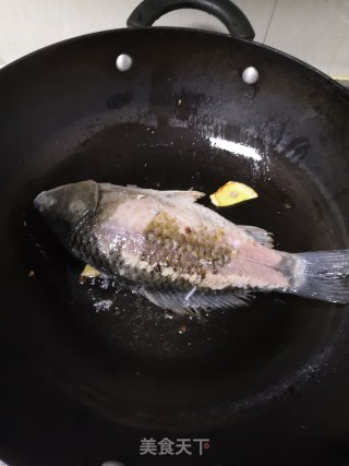 鲫鱼豆腐汤的做法步骤：7