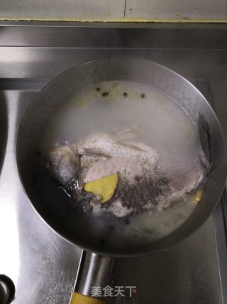 鲫鱼豆腐汤的做法步骤：12