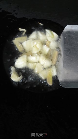 腊肉炒西兰花的做法步骤：7