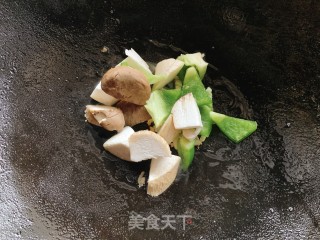 虾仁脆弹豆腐嫩，“舀”的就是这口鲜～的做法步骤：9