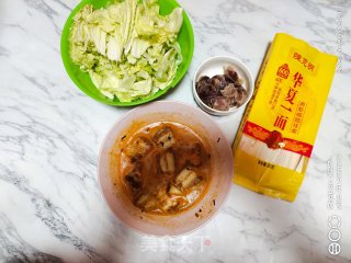 香肠青菜面的做法步骤：1