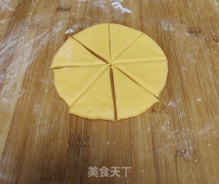 金灿灿南瓜花样面包的做法步骤：6