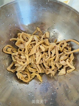 麻辣鸭货的做法步骤：3