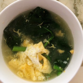 菠菜嫩蛋汤的做法步骤：4