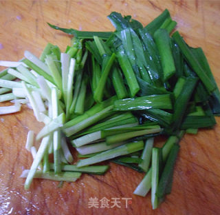 鲜鱿鱼烧豆腐的做法步骤：3