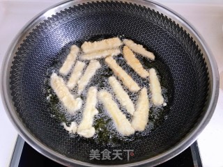 比小酥肉吃着还过瘾的椒盐杏鲍菇的做法步骤：7