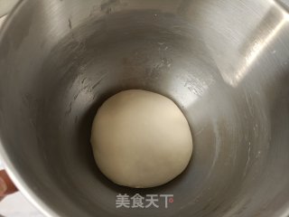 牛年椰蓉牛角面包的做法步骤：6