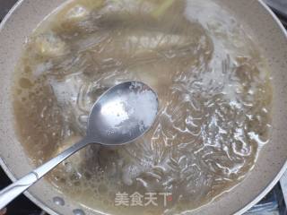 小黄鱼粉丝汤的做法步骤：9