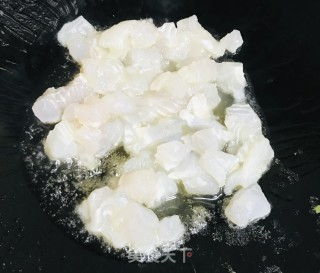 沙巴鱼柳炒鸡蛋饭的做法步骤：3