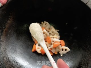 卟滋卟滋脆的糖醋莲藕的做法步骤：8