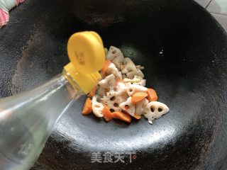 卟滋卟滋脆的糖醋莲藕的做法步骤：9