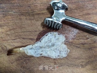 香酥炸虾排的做法步骤：3