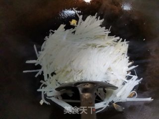 萝卜丝煮荷包蛋的做法步骤：3