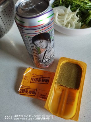三吃龙虾尾让你吃到过瘾（蒜蓉、咖喱、香辣）的做法步骤：6
