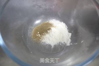 油炸沙丁鱼的做法步骤：2