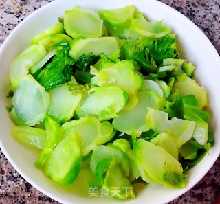 儿菜豆腐木耳蛋花汤的做法步骤：4