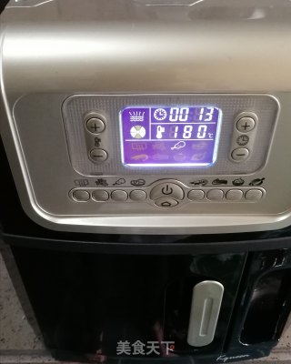 香酥鸡翅的做法步骤：4