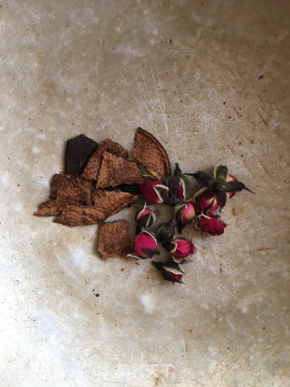 石斛桂花枸杞茶的做法步骤：3