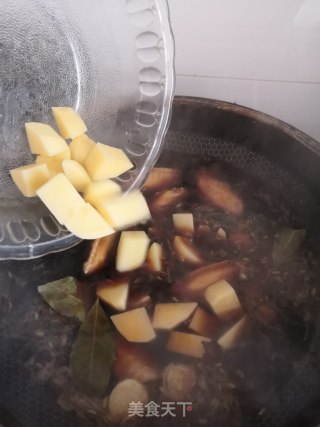 红烧土豆鸡翅的做法步骤：10
