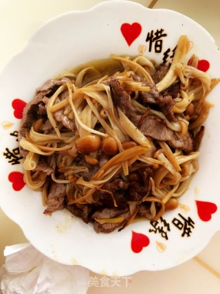 牛肉滑炒黄金菇的做法步骤：5