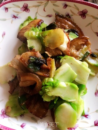 五花肉炒儿菜的做法步骤：5