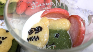 卡通表情小松饼，健康小零食，还可以当早餐，营养好看又好吃。的做法步骤：21
