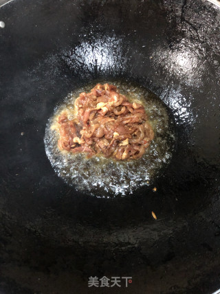 青椒肉丝的做法步骤：3
