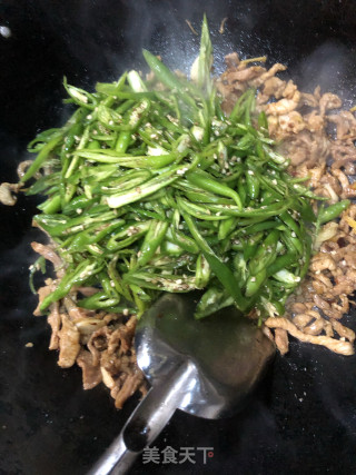 青椒肉丝的做法步骤：5