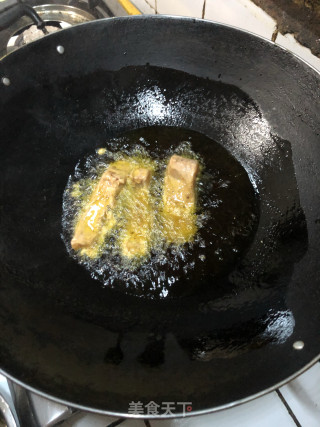 香酥鱼块的做法步骤：3