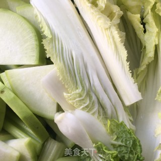 白菜排骨麻辣锅的做法步骤：10