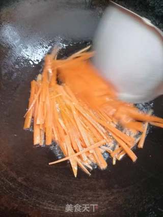 炒土豆丝的做法步骤：2