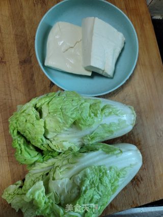 煎豆腐烧白菜的做法步骤：1