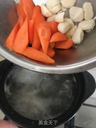 苹果胡萝卜腱肉汤的做法步骤：5