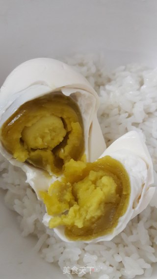 盐水浸泡版咸鸭蛋的做法步骤：5