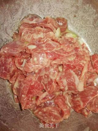 小酥肉的做法步骤：1