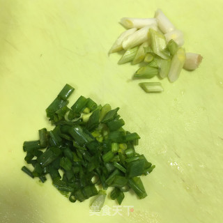 番茄炒花菜的做法步骤：3