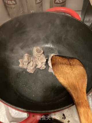 清炖羊肉汤的做法步骤：3