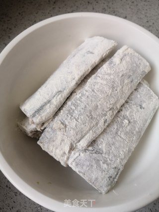 豉香带鱼的做法步骤：1