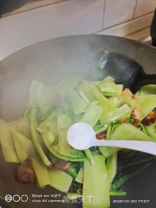 腊肉炒莴笋的做法步骤：7