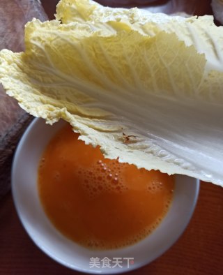 白菜摊蛋的做法步骤：1