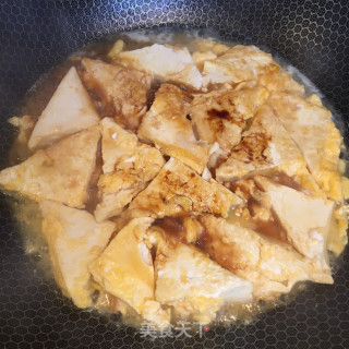 蒜香鸡蛋煎豆腐的做法步骤：5
