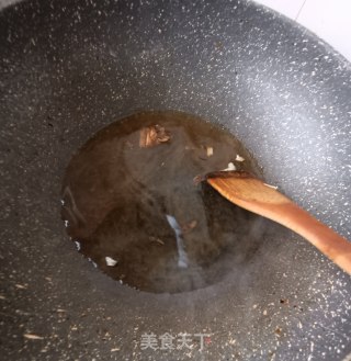 白菜福丸鲜虾煲的做法步骤：10