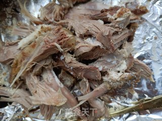 爆炒烤羊肉的做法步骤：1