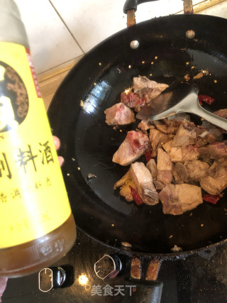 胡萝卜烧排骨的做法步骤：7