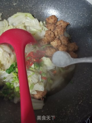 白菜炖丸子的做法步骤：12