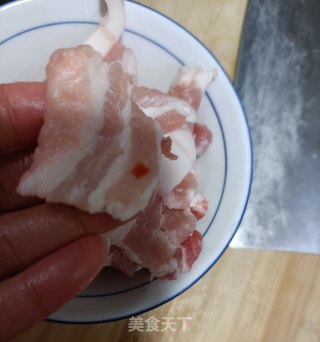 尖椒炒肉盖面的做法步骤：3