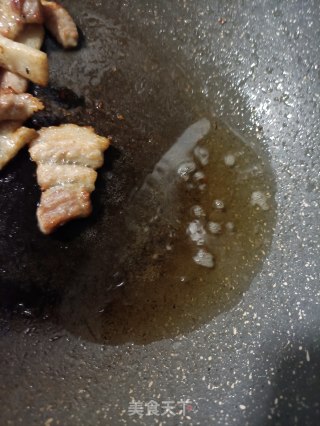 尖椒炒肉盖面的做法步骤：6