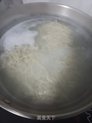 尖椒炒肉盖面的做法步骤：13